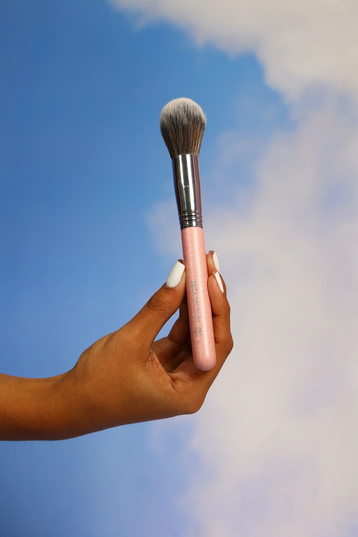 Beca Brush R1 🌷 Brocha de Rostro Grande para Polvo