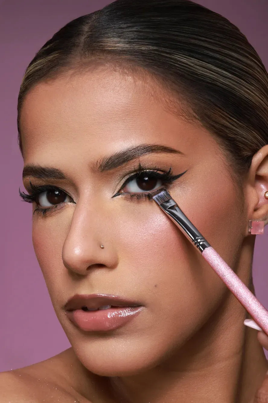 R16🌷 Brocha Plana para Definir